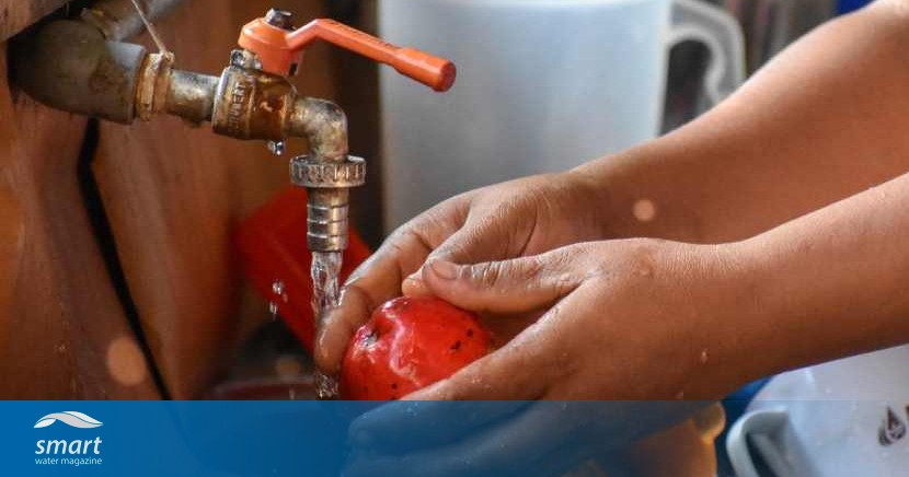 Ein globaler Bericht deckt den Zusammenhang zwischen unsicherem Wasser und Hunger auf